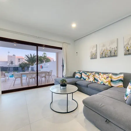 Будинок відпочинку Malvasia - Pool - 900m To Playa Montana Roja By Lanzarote *